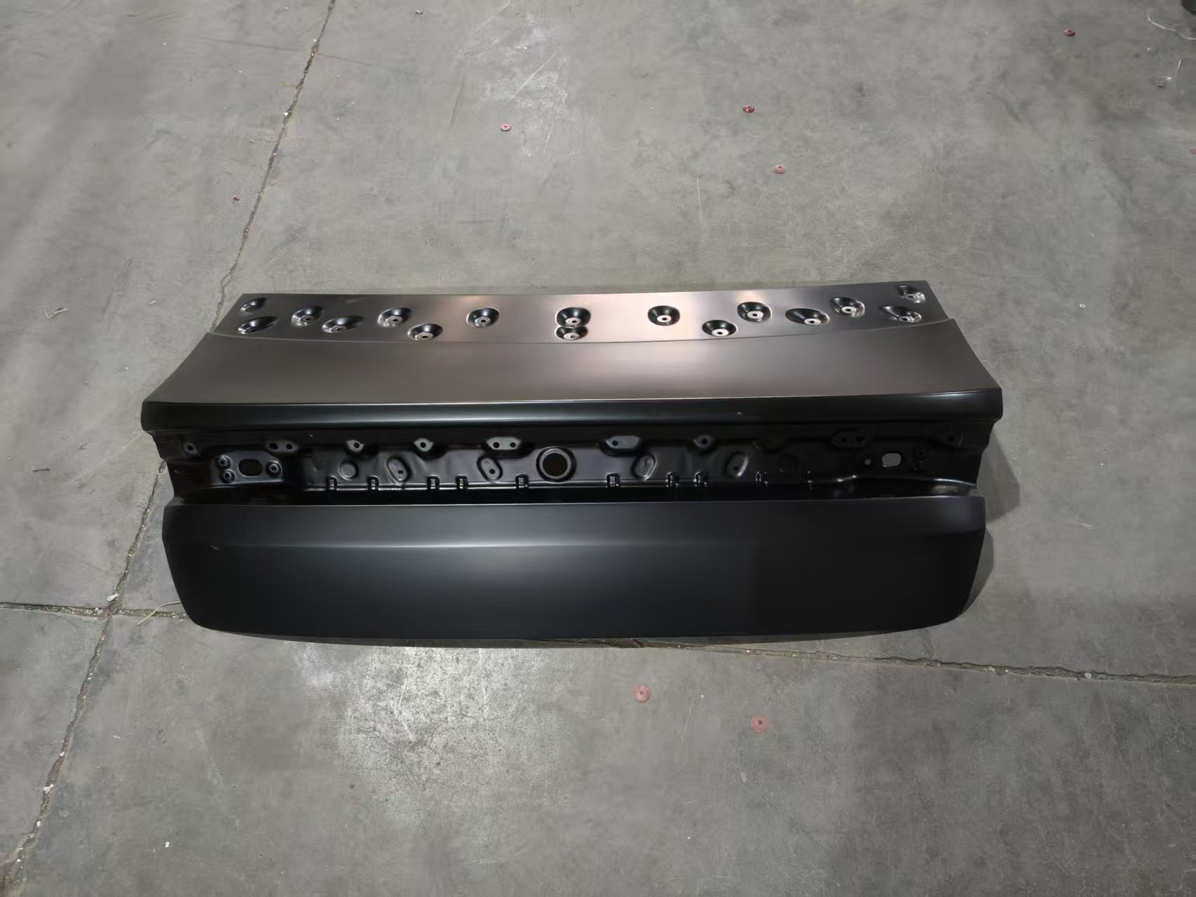 KIA K4 24 Bakal na Takip ng Trunk