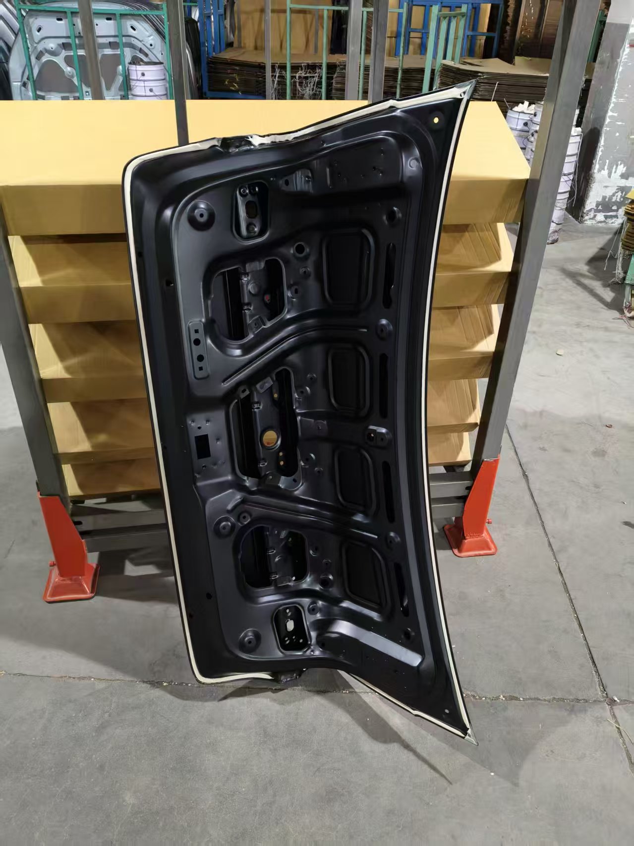KIA K4 24 Bakal na Takip ng Trunk